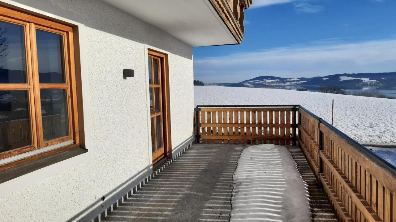 Gaesthaus "Seeblick" Seekirchen am Wallersee Exterior photo