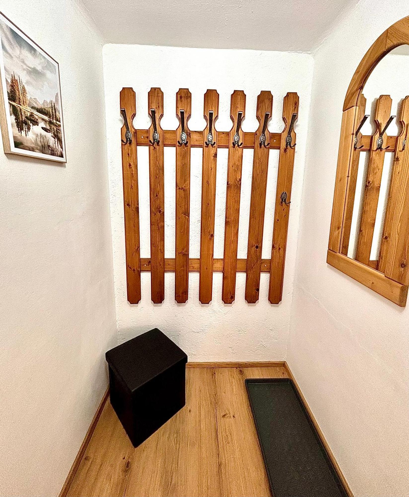 Gaesthaus "Seeblick" Seekirchen am Wallersee Room photo